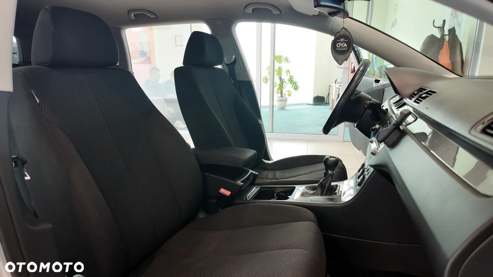 Volkswagen Passat 1.4 TSI Comfortline - 36