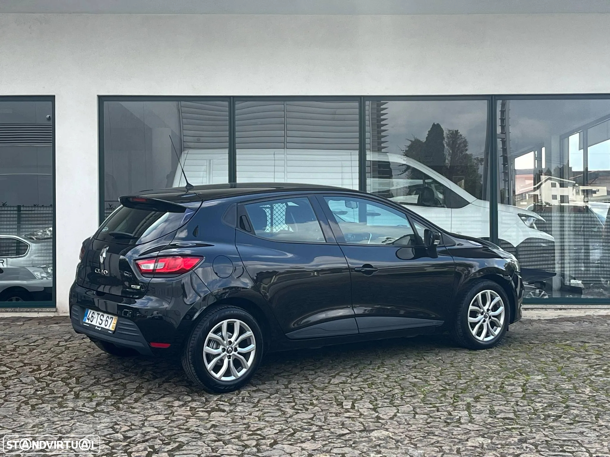 Renault Clio IV Van 1.5 dCi 90cv - 4