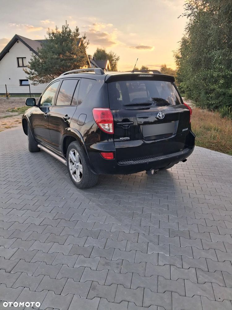 Toyota Rav4 2007 photo 2