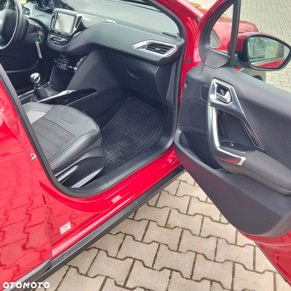 Peugeot 2008 PureTech 130 GPF Stop&Start Crossway - 14