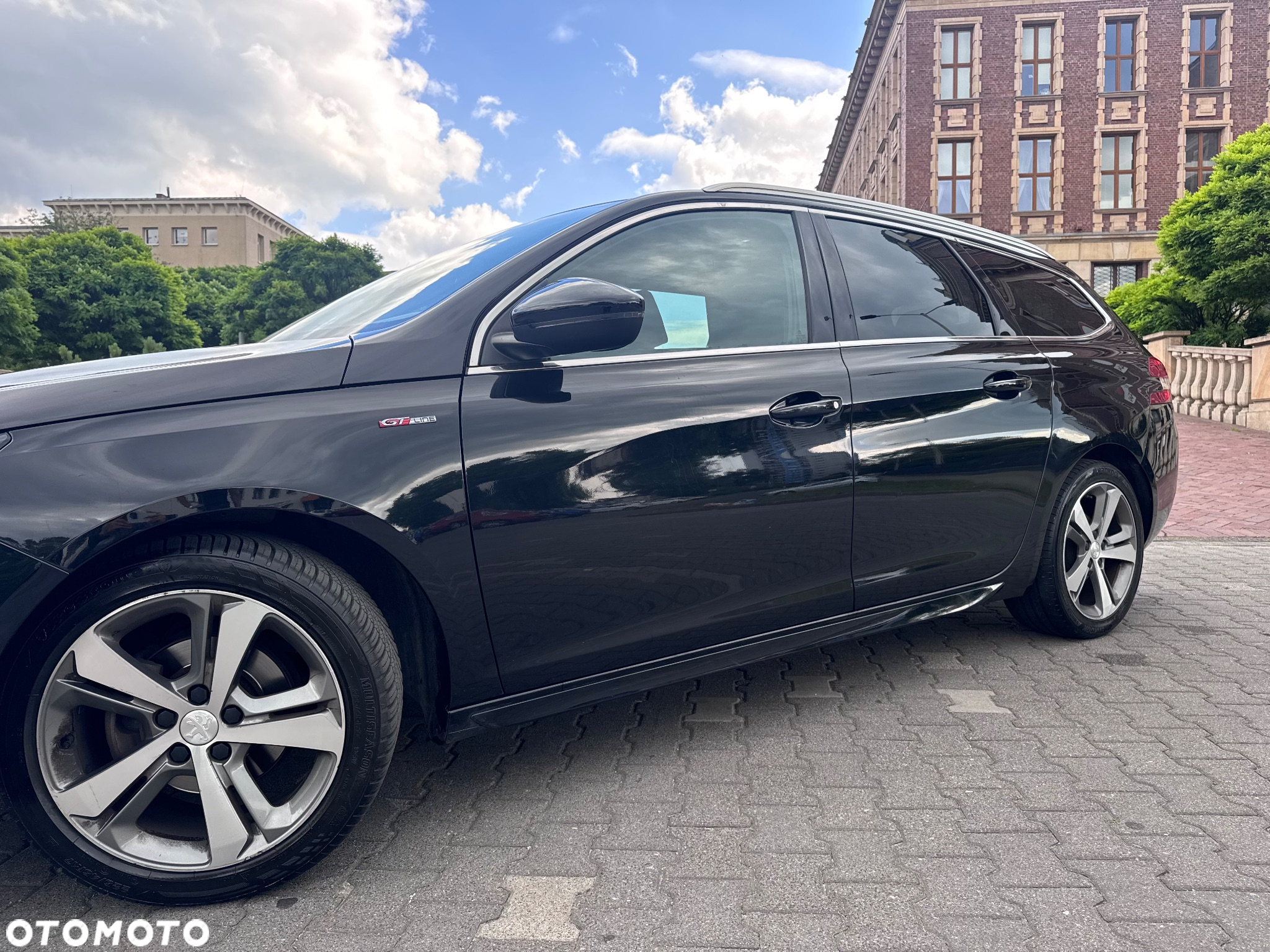 Peugeot 308 1.2 PureTech Allure S&S - 13
