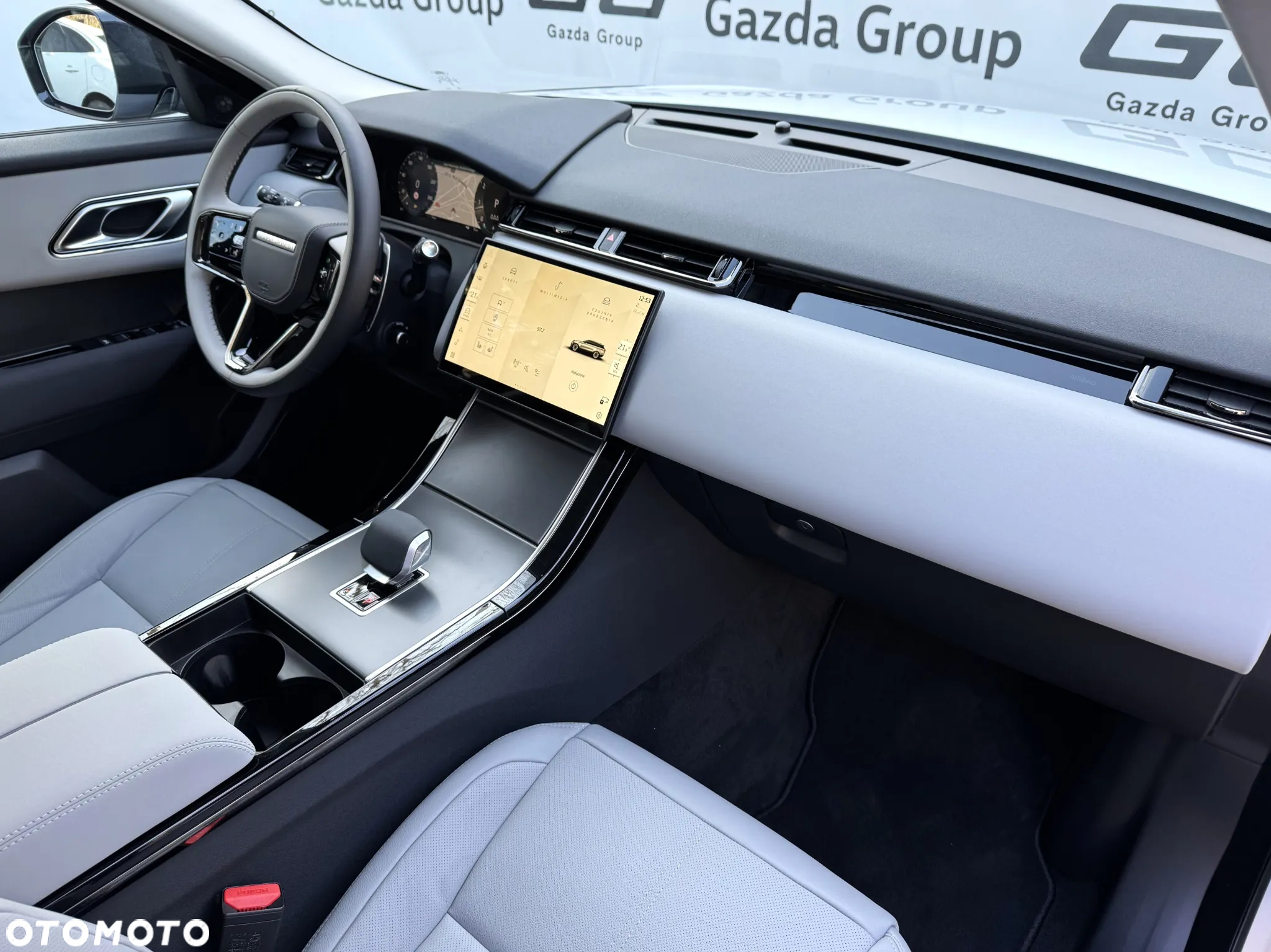 Land Rover Range Rover Velar 2.0 P250 Dynamic SE - 9