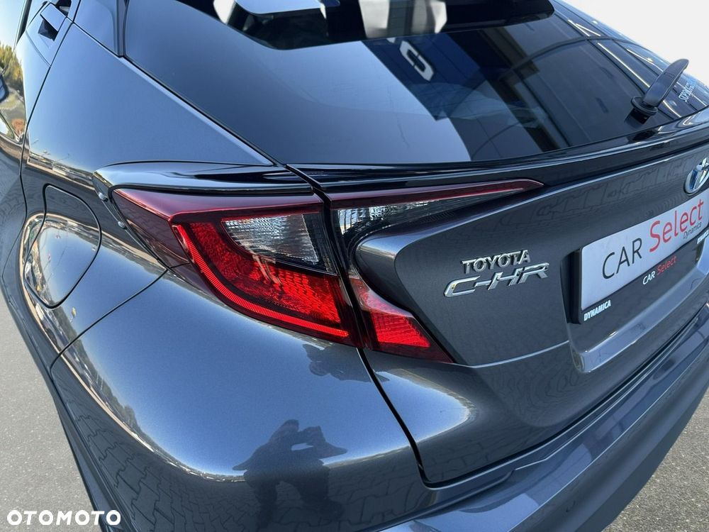 Toyota C-HR - 12