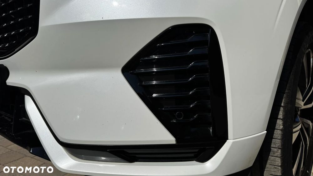 Volvo XC 60 B4 D AWD Plus Dark - 6