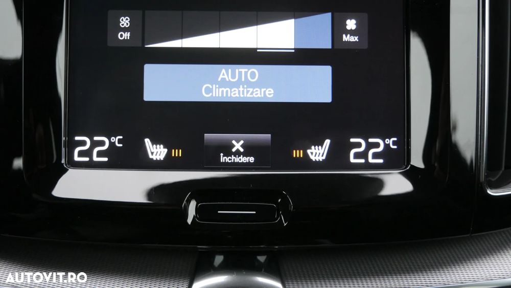 Volvo XC 60 T8 Twin Engine AWD R-Design - 29