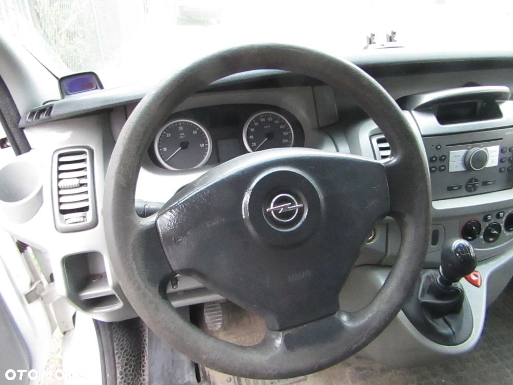 Opel vivaro - 11
