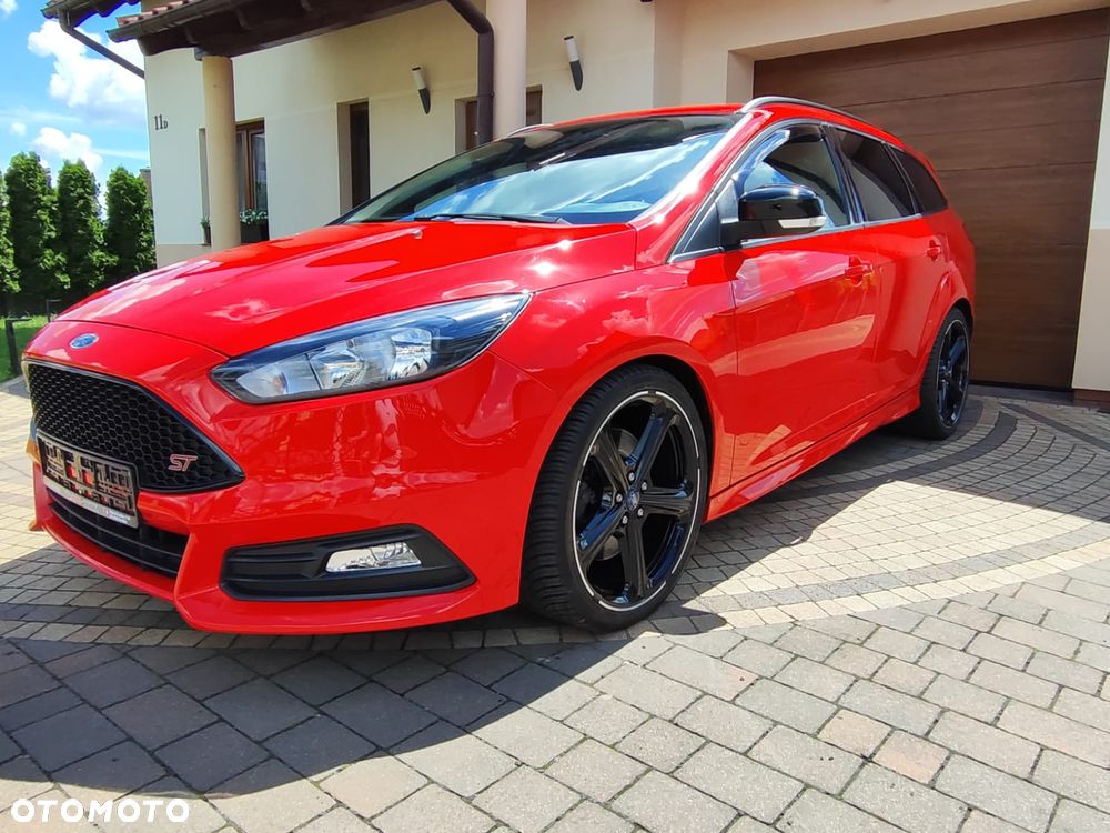 Ford Focus 2.0 TDCi ST - 18
