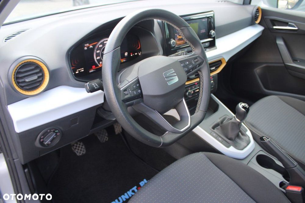 Seat Arona - 15