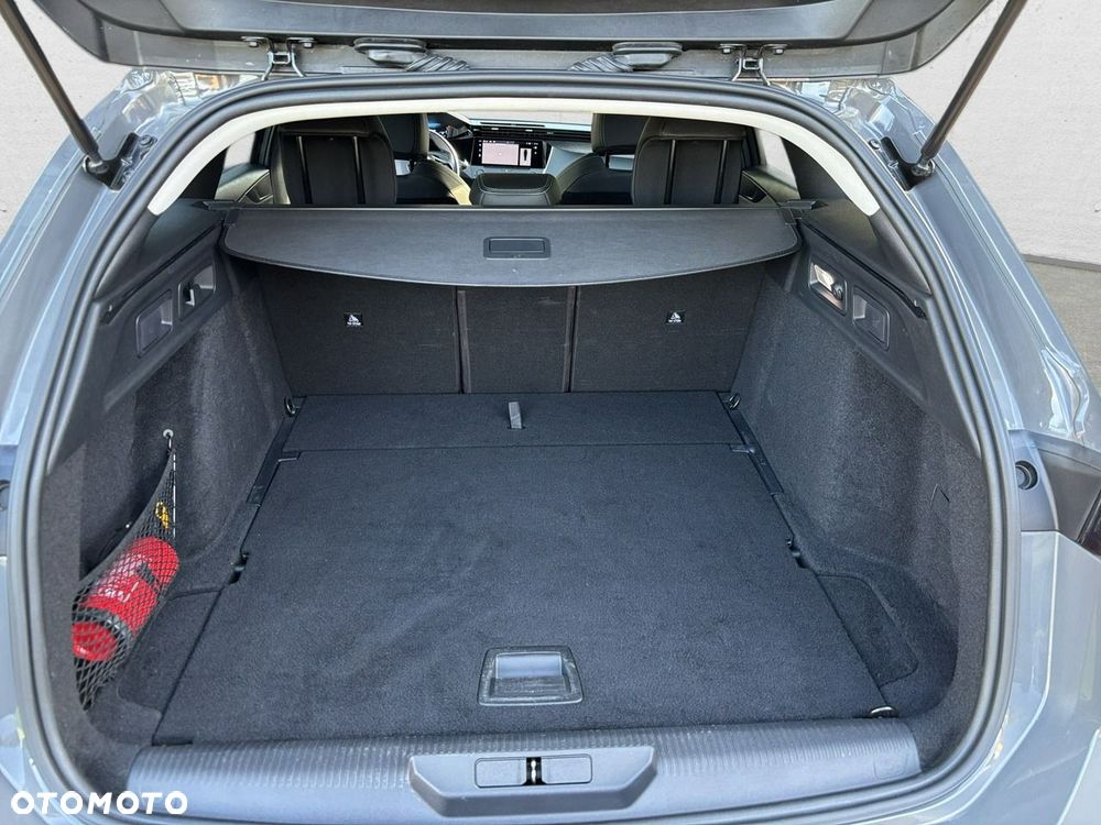 Peugeot 308 - 25