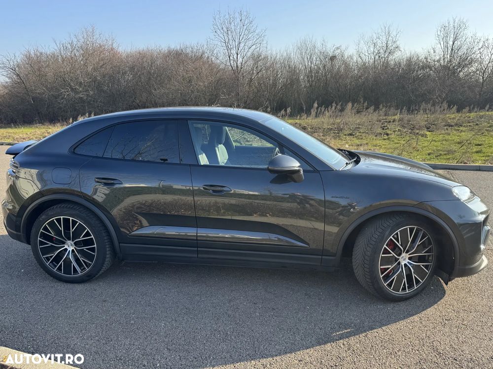 Porsche Macan 4S 100 kWh - 36
