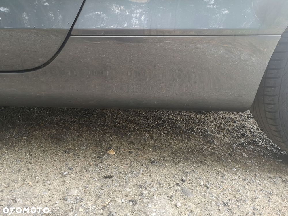 LISTWA PROGOWA LEWA STRONA AUDI TT 8J LX7Z - 3
