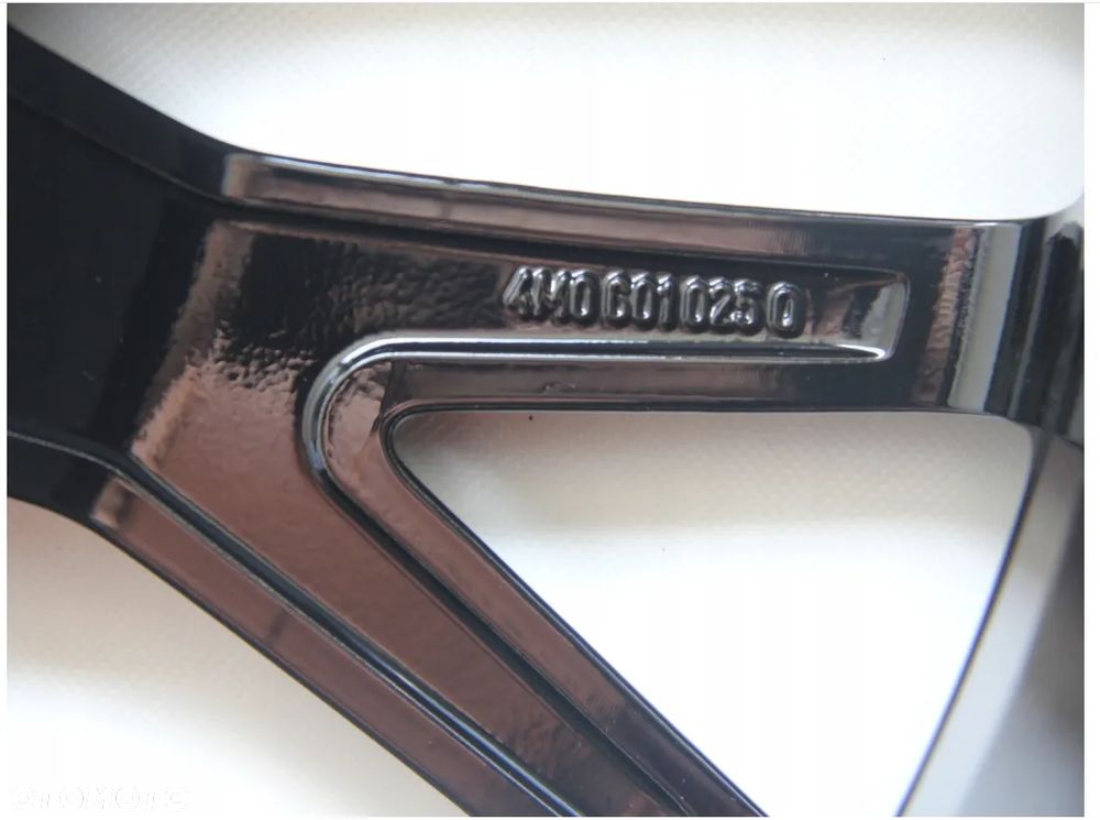 Oryginalne Felgi Audi Q7 SQ7 20 CALI 4M0601025Q - 3