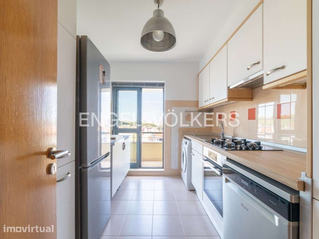 Elegante Duplex T2 com Terraço, Garagem e Vista Desafogada em Campo... - Grande imagem: 5/25