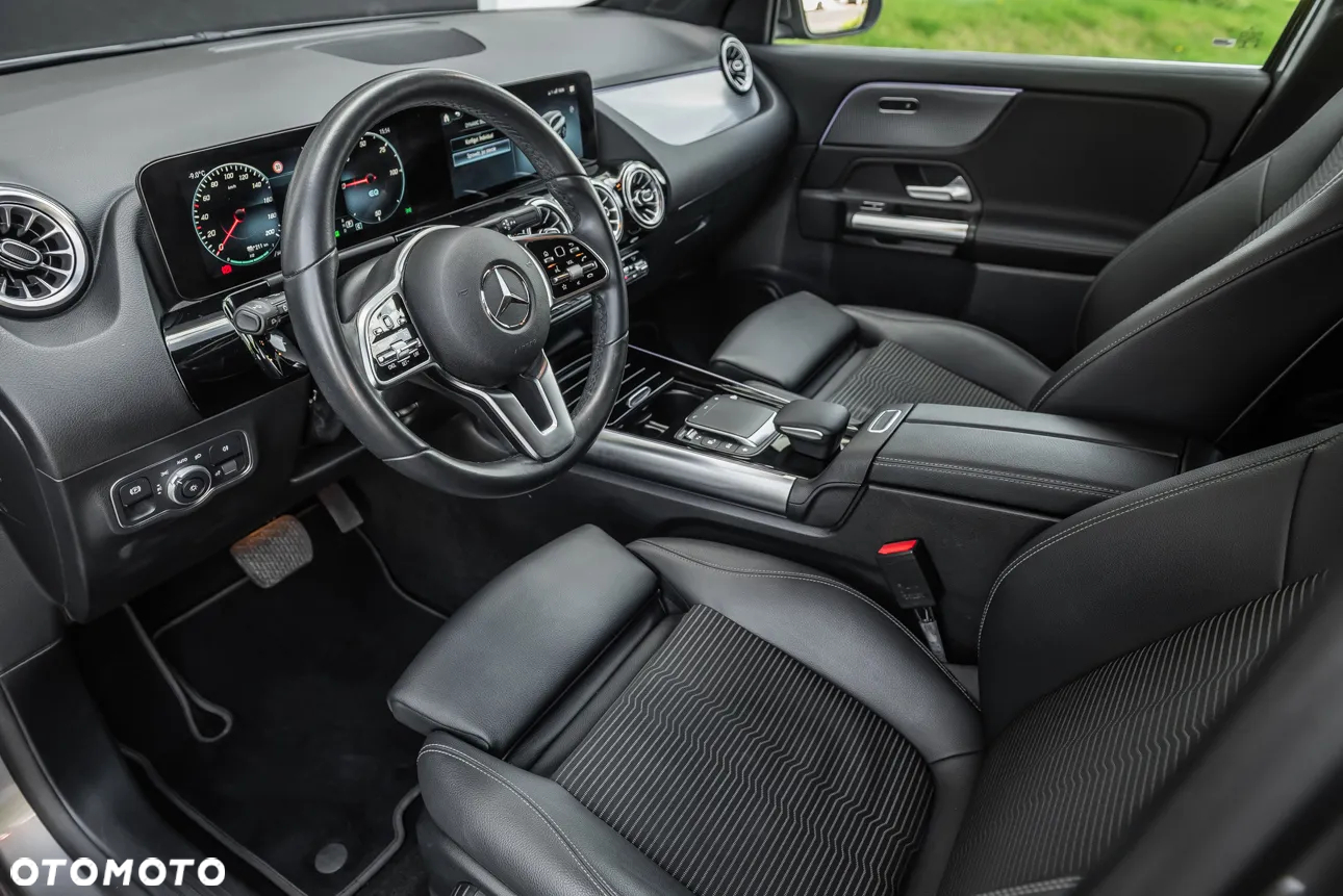 Mercedes-Benz EQA - 15