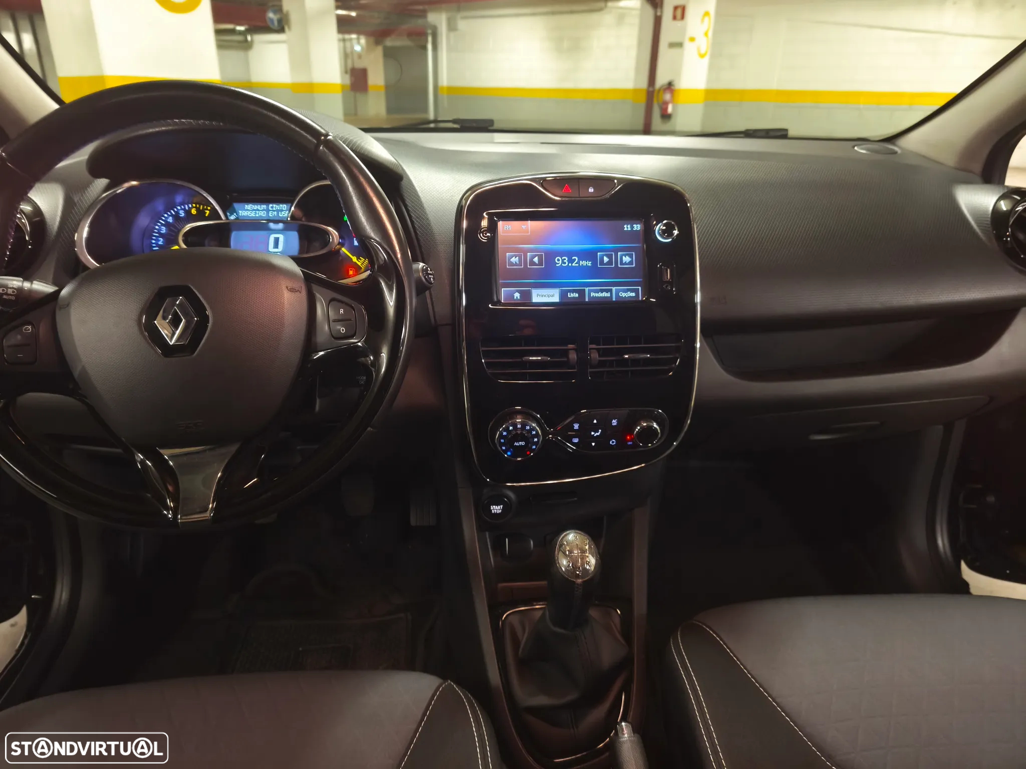 Renault Clio Sport Tourer 0.9 TCE Dynamique S - 5