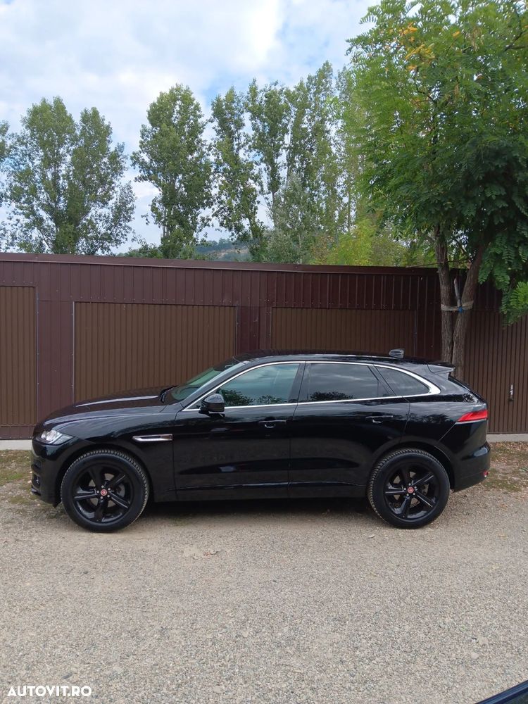 Jaguar F-Pace 20d RWD Pure - 2