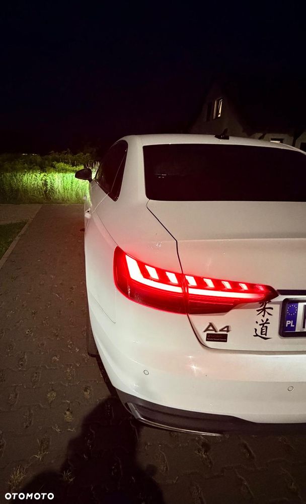 Audi A4 Limousine 35 TFSI mHEV Advanced S tronic - 5