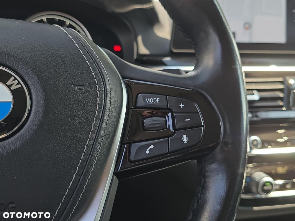 BMW Seria 5 520d - 16