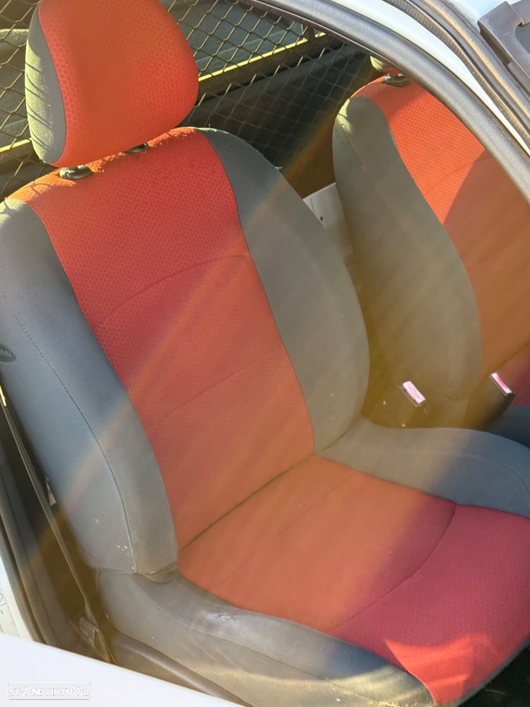 Renault Clio 1.5 dCi Confort - 7