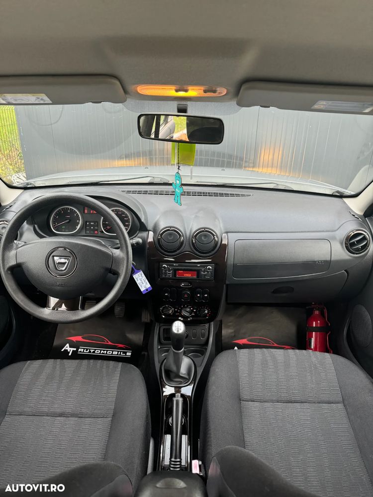 Dacia Duster 1.6 4x2 Laureate - 13