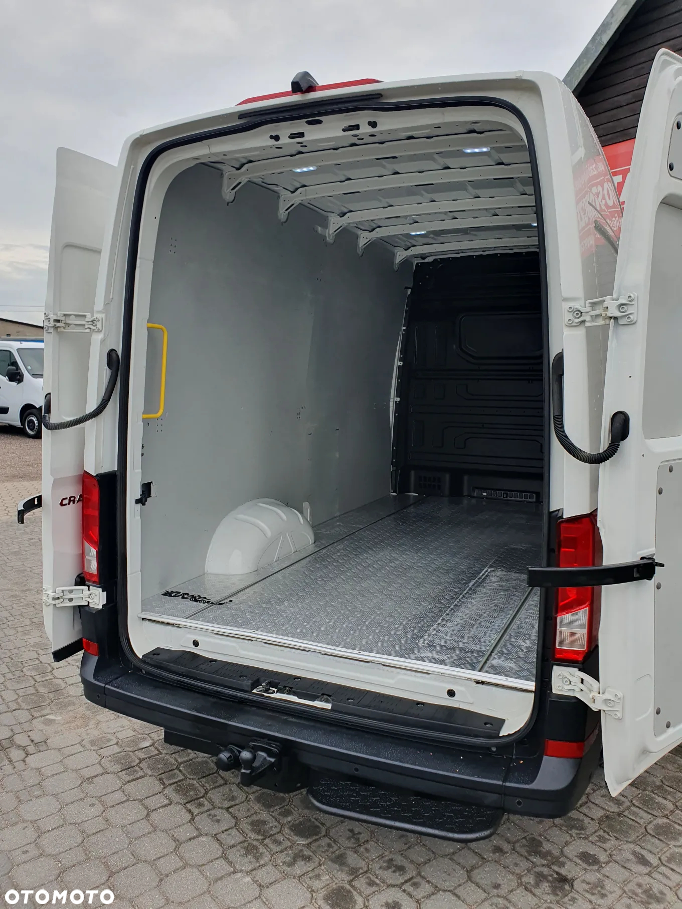 Volkswagen CRAFTER - 8