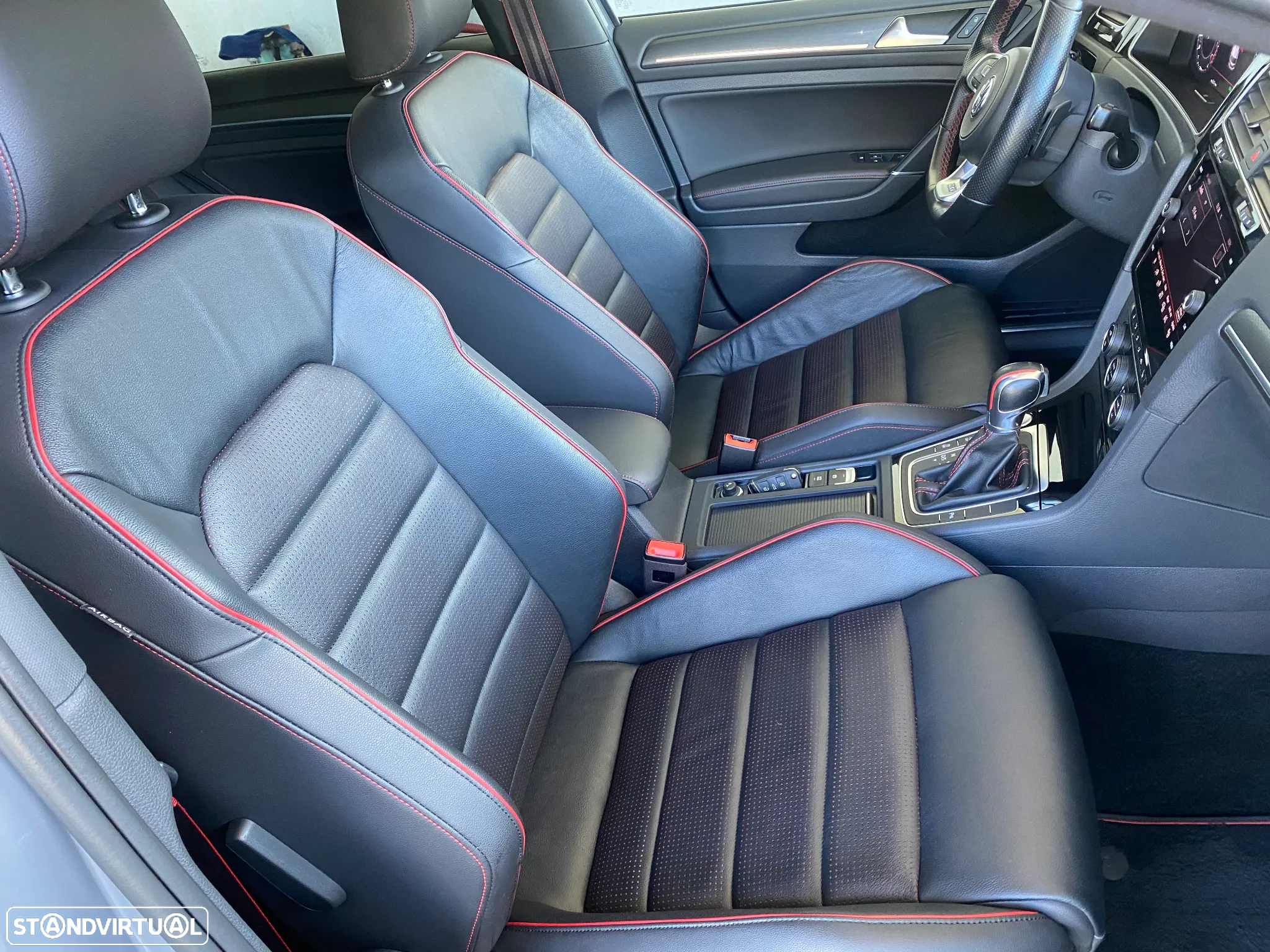 VW Golf 2.0 TSI GTi TCR DSG - 18