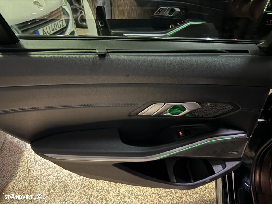 BMW 330 e Aut. M Sport - 13