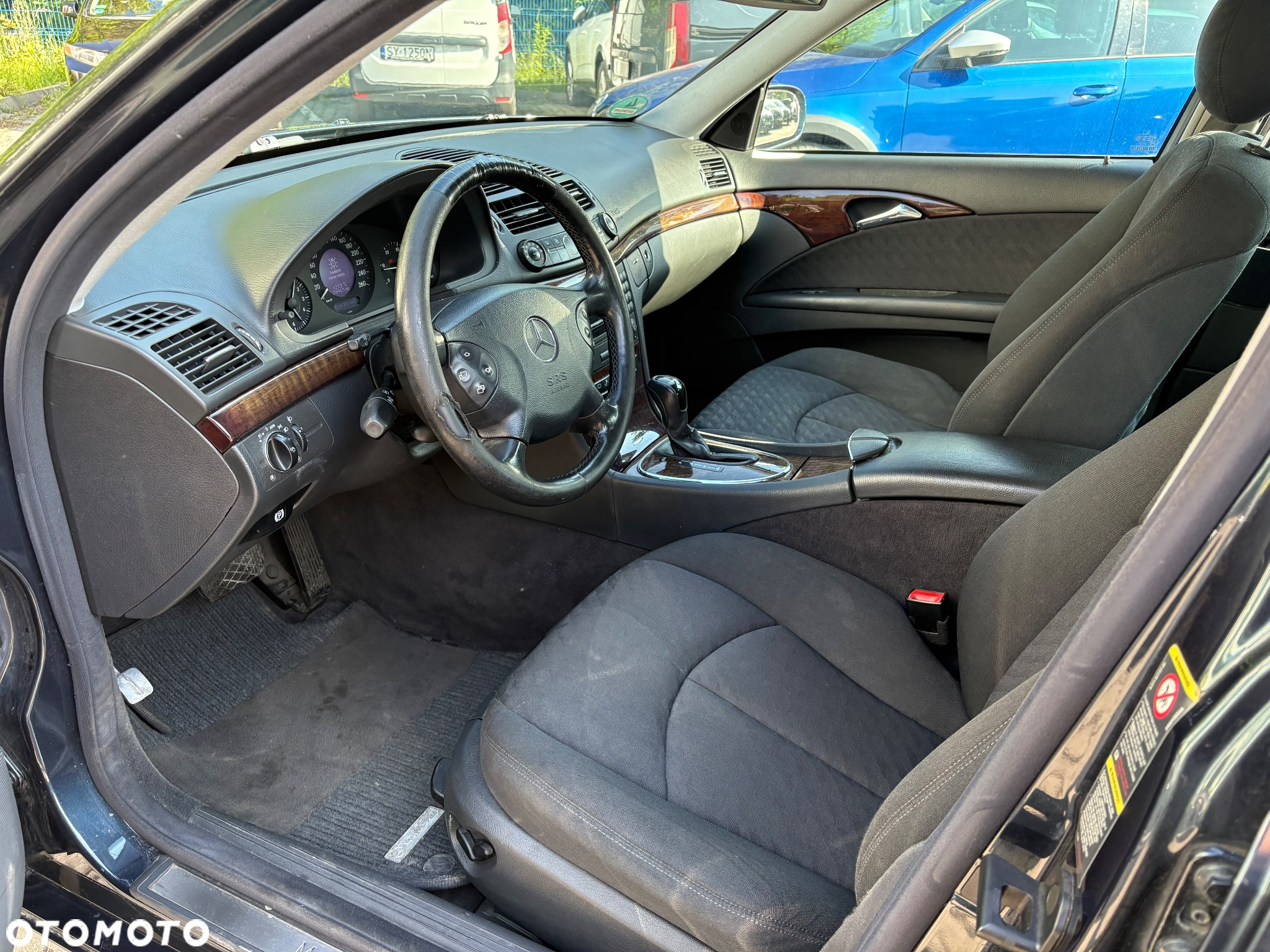 Mercedes-Benz Klasa E 220 T CDI Automatik Classic - 5