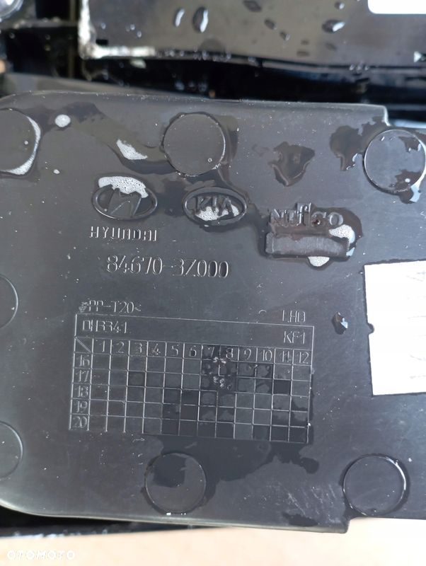 HYUNDAI I40 SCHOWEK RAMKA TUNELU ŚRODKOWEGO PRZEŁĄCZNIK EUROPA 84670-3Z000 - 5
