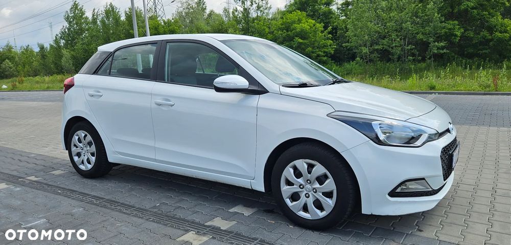 Hyundai i20 - 11