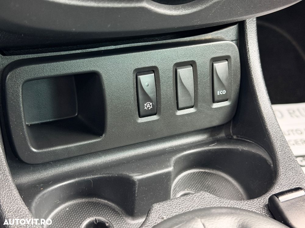 Dacia Duster 1.6 4x2 Ambiance - 22