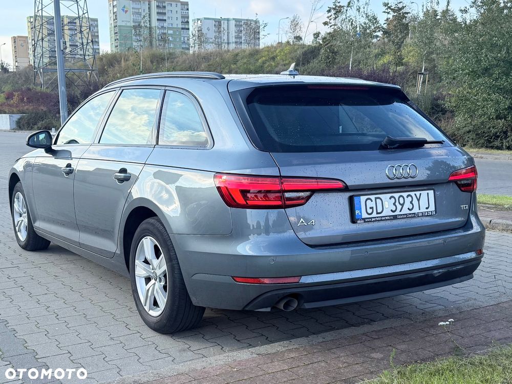 Audi A4 Avant 2.0 TDI S tronic - 4