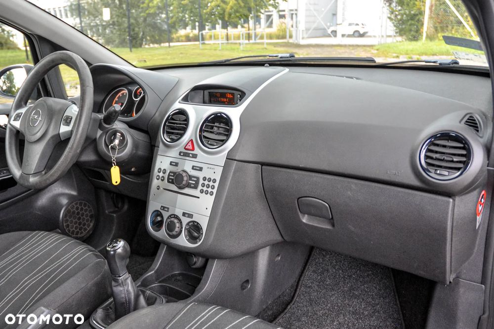 Opel Corsa - 10