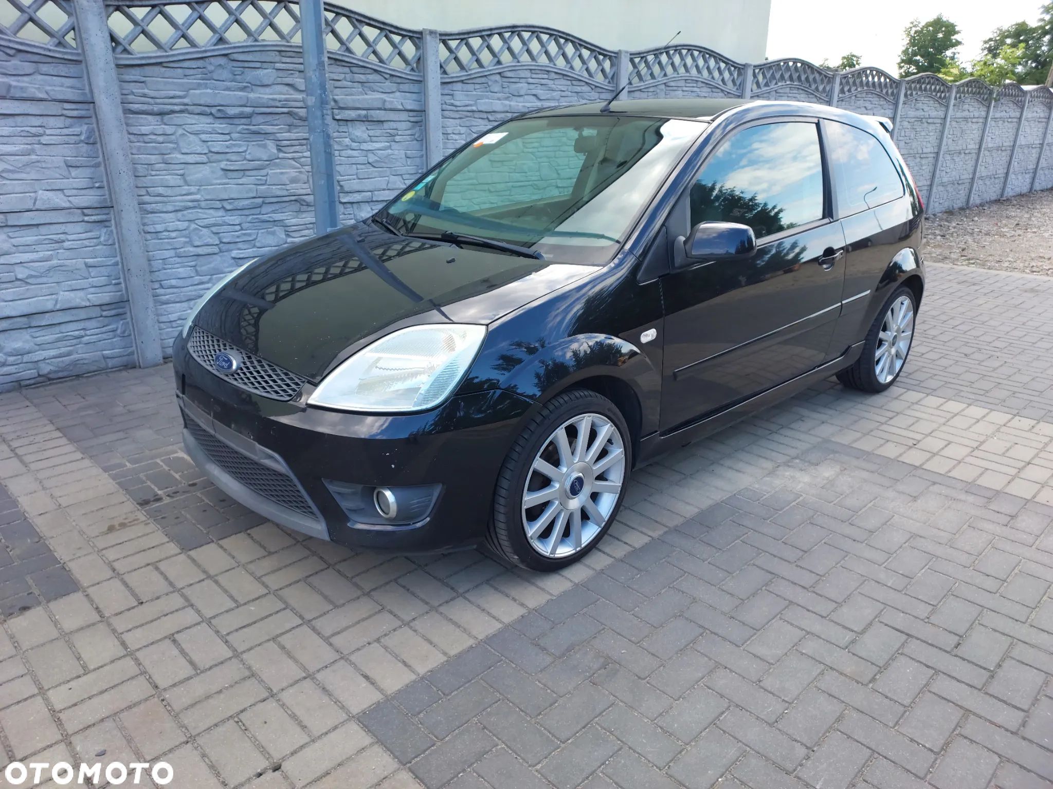 Ford Fiesta 2.0 ST - 1