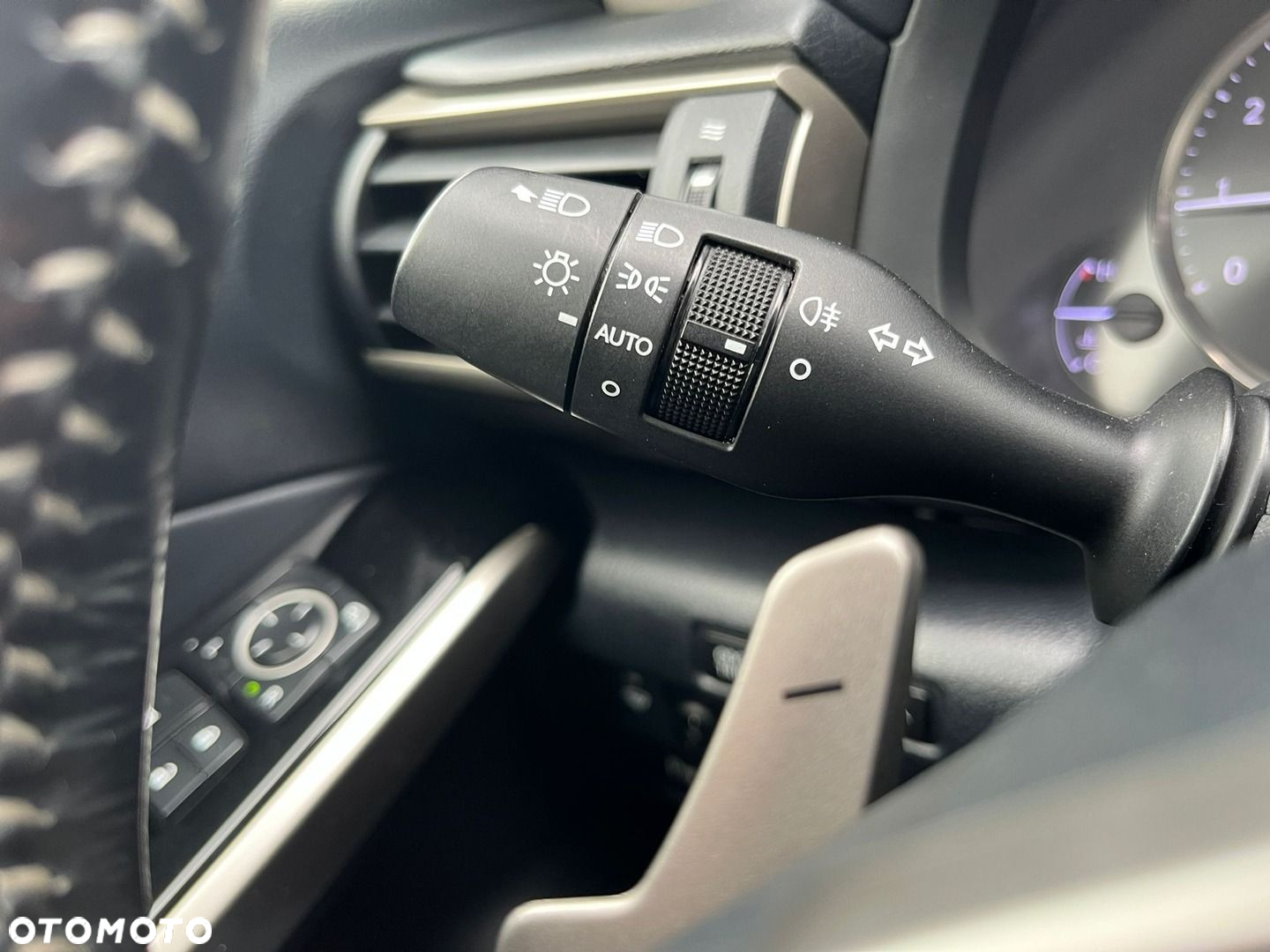 Lexus IS 200t Elegance - 27