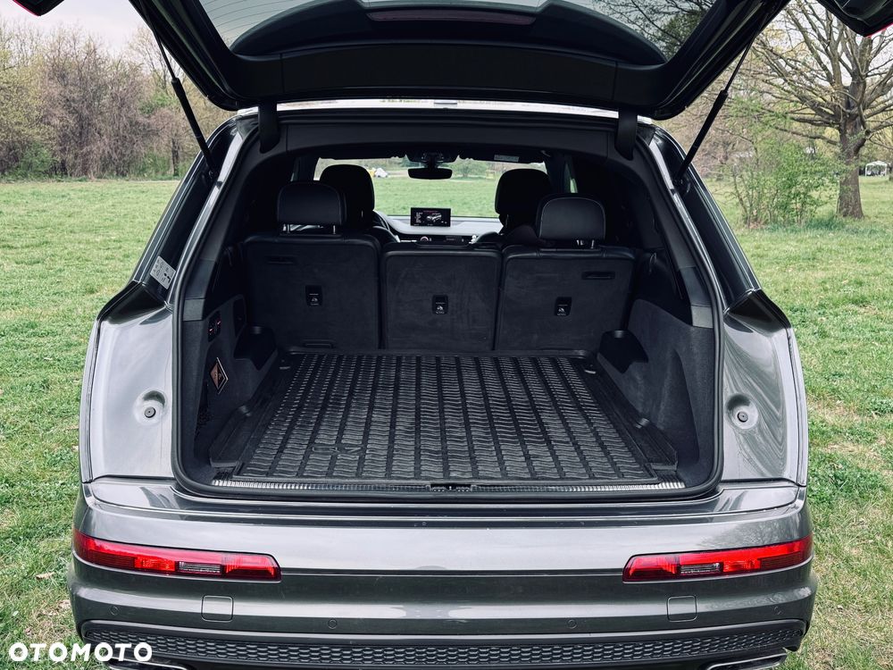 Audi Q7 - 24