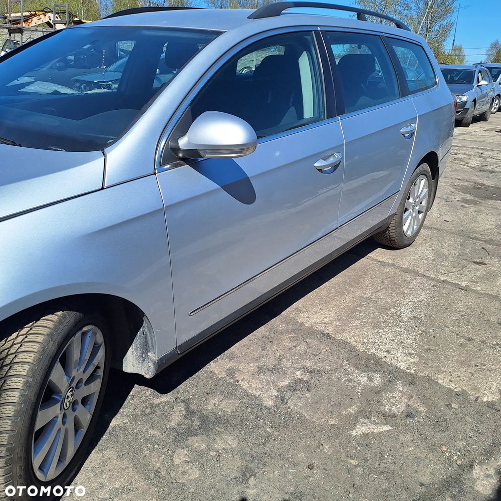 BLOTNIK PRAWY LEWY PRZOD PASSAT B6 LA7W - 1