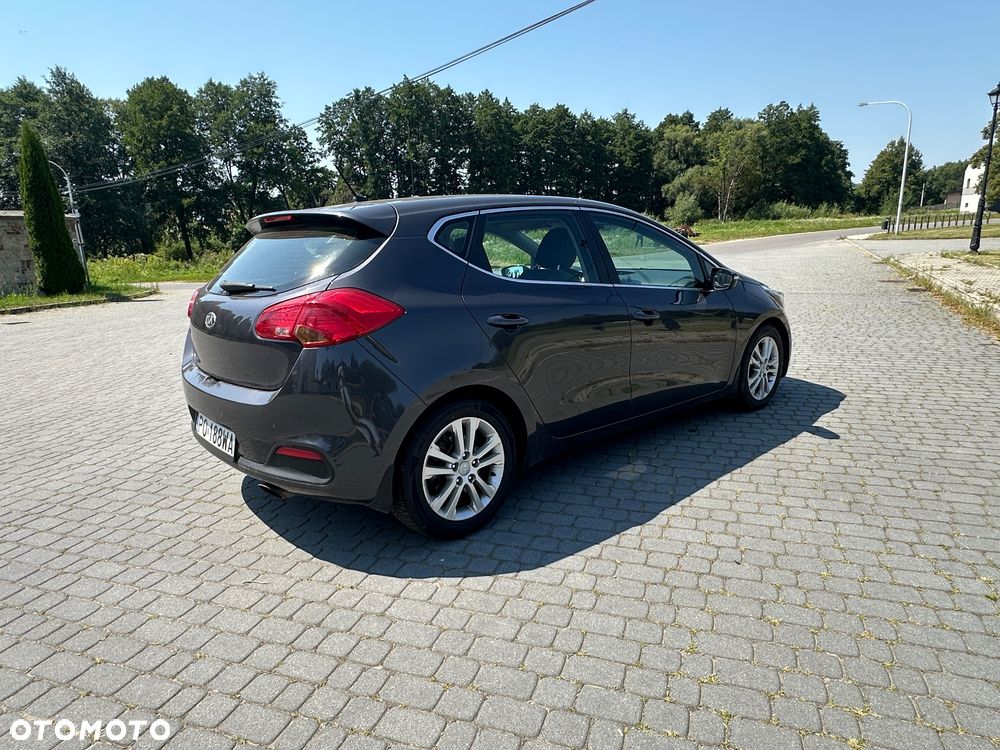 Kia Ceed 1.6 GDI L - 6