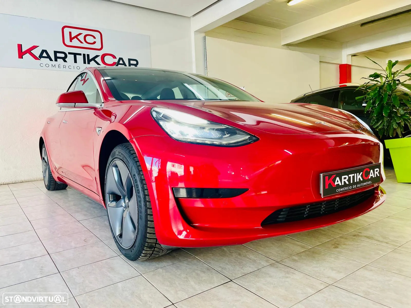 Tesla Model 3 Standard Range Plus RWD - 2