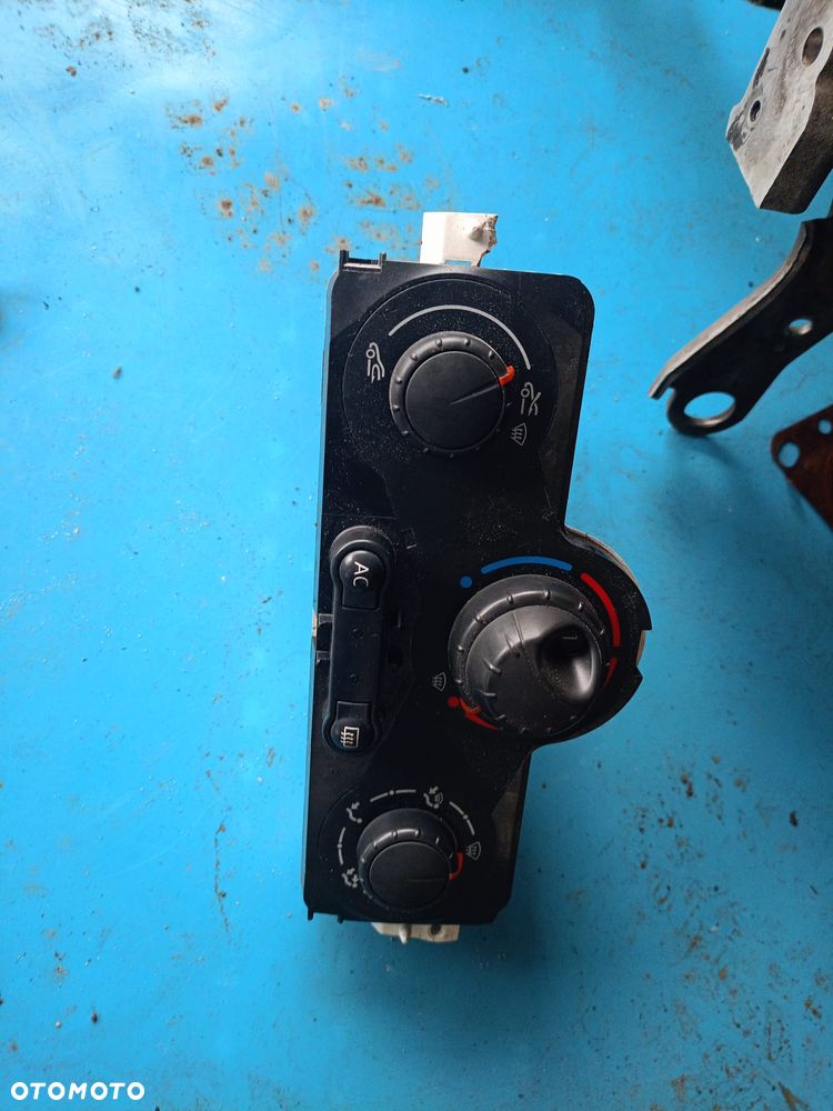 Panel sterowania nawiewem Renault Scenic II – manualny
