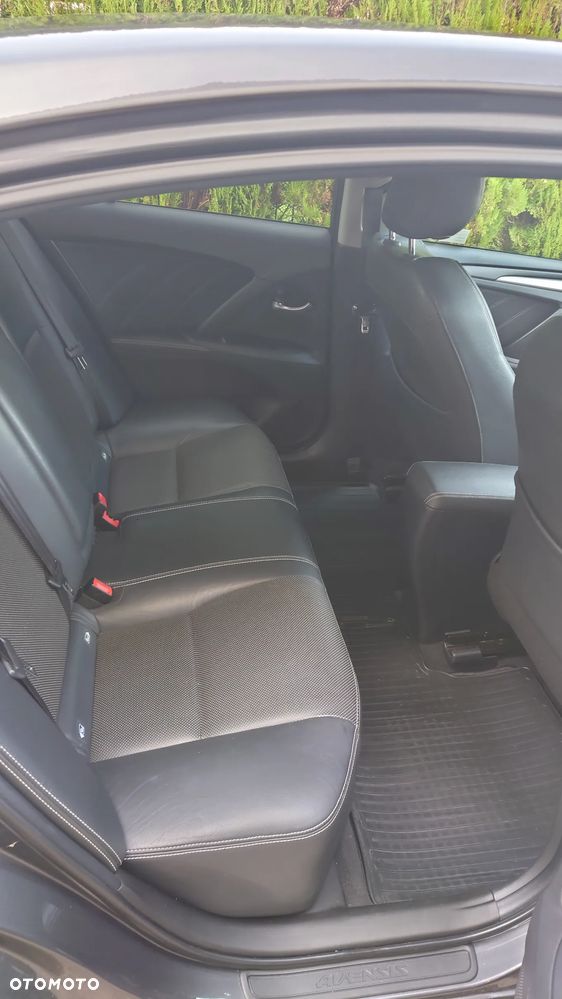 Toyota Avensis 2.0 D-4D Active Business - 11