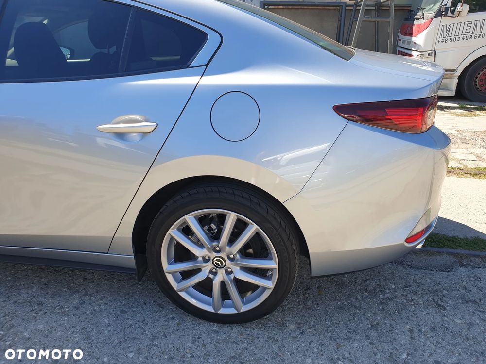Mazda 3 2.0 mHEV Exclusive Line - 29