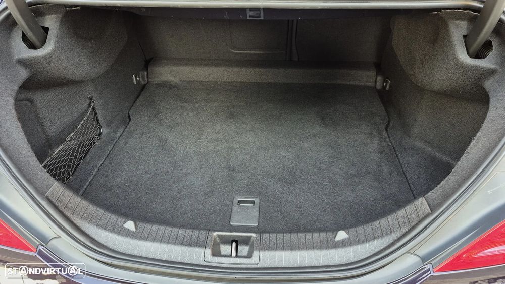 Mercedes-Benz CLA 180 CDI AMG Line - 22