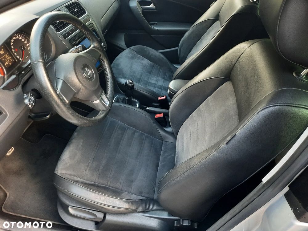 Volkswagen Polo 1.2 Comfortline - 19