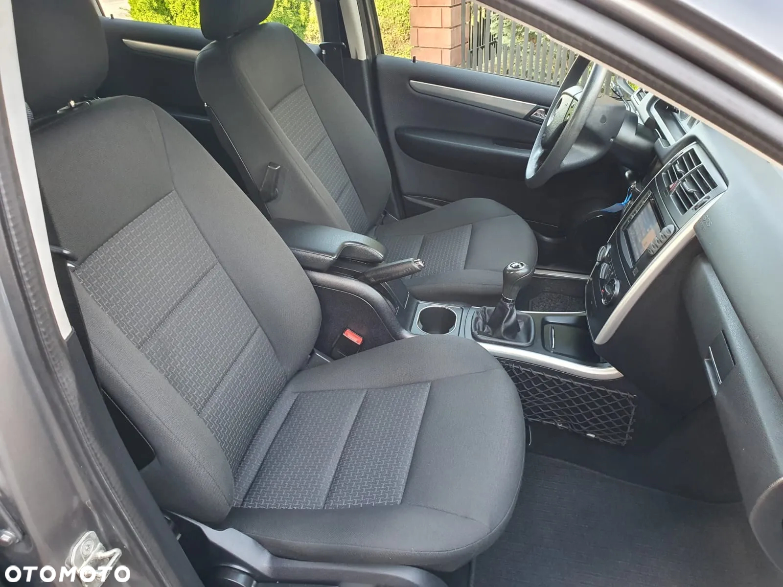 Mercedes-Benz Klasa B 150 BlueEffICIENCY - 30