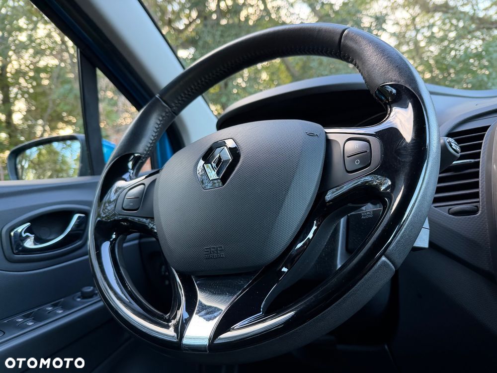 Renault Captur - 36