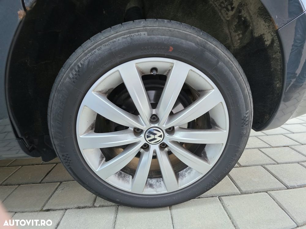 Volkswagen Sharan 2.0 TDI DSG Blue Motion Comfortline - 11