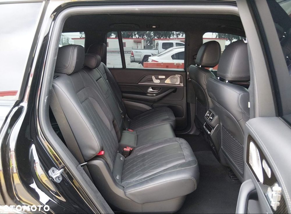 Mercedes-Benz GLS - 13
