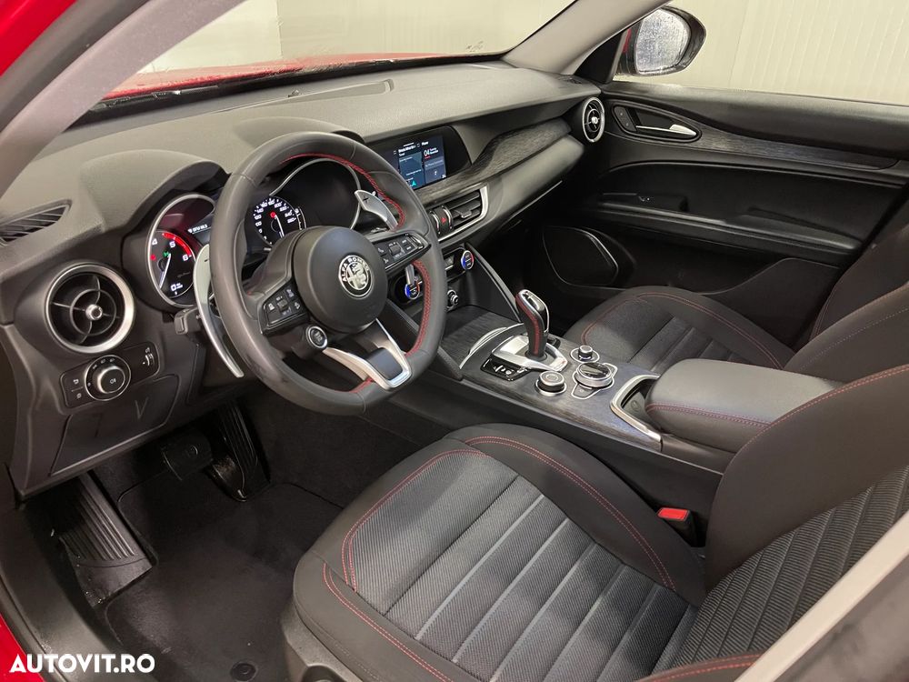 Alfa Romeo Stelvio 2.2 Diesel 16V AT8 Q4 Business - 5