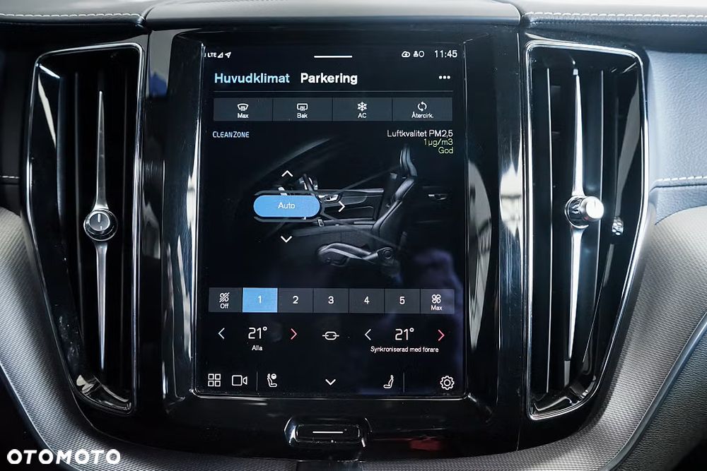 Volvo XC 60 T8 AWD Recharge Geartronic RDesign - 20